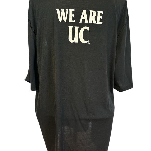 Cincinnati Bearcats Baseball Under Armour Black Classic Logo Performance Tee - Picture 3 of 3